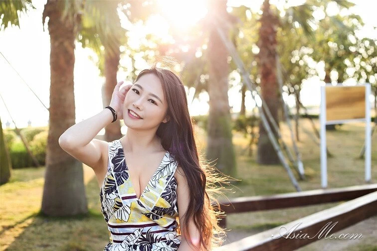 Zhou, 41