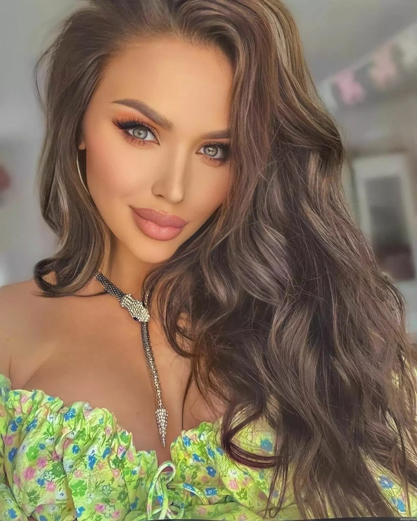 Yana, 31