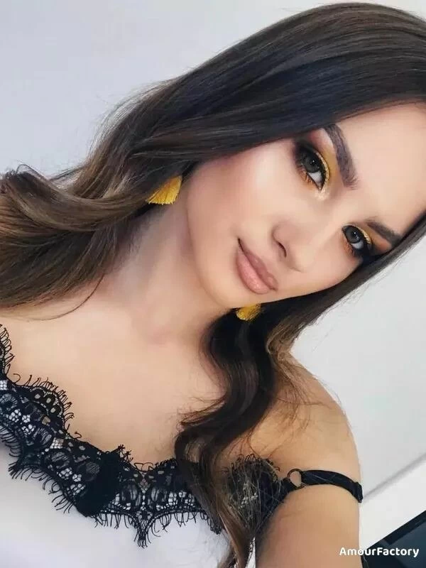 Anastasia, 22