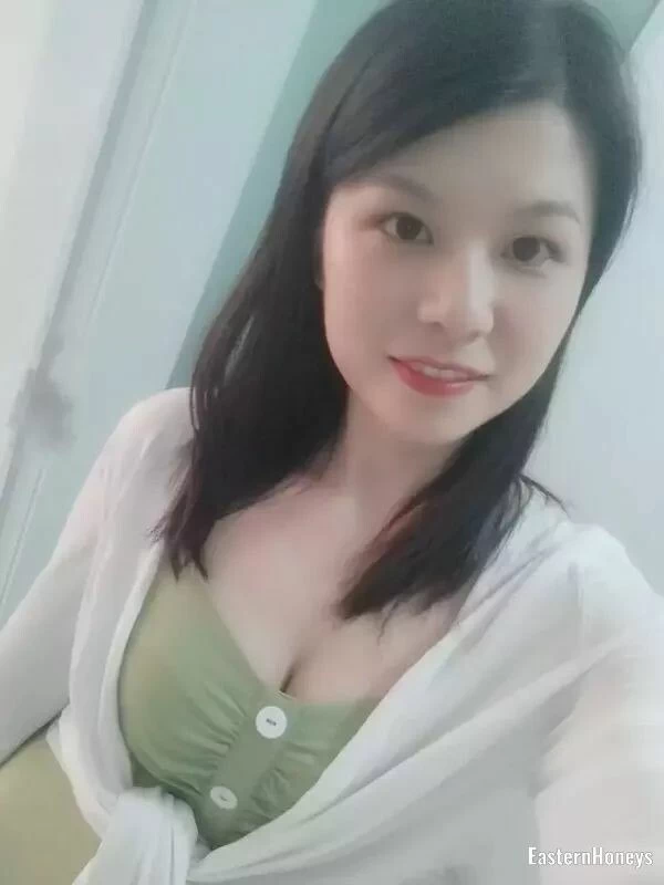 Ling, 26